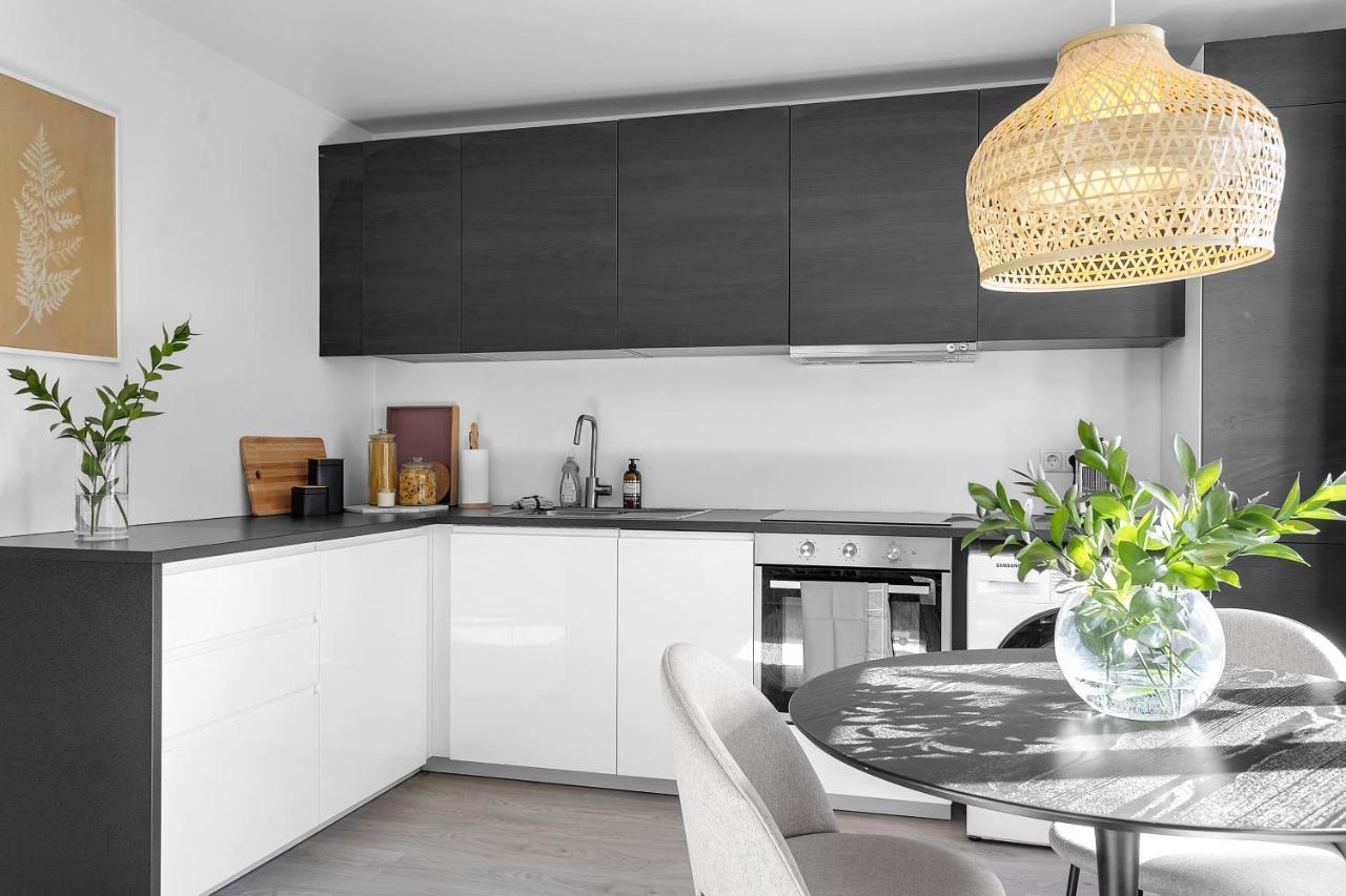Lokastigur Charming And Inviting Apartment Reikiavik Exterior foto