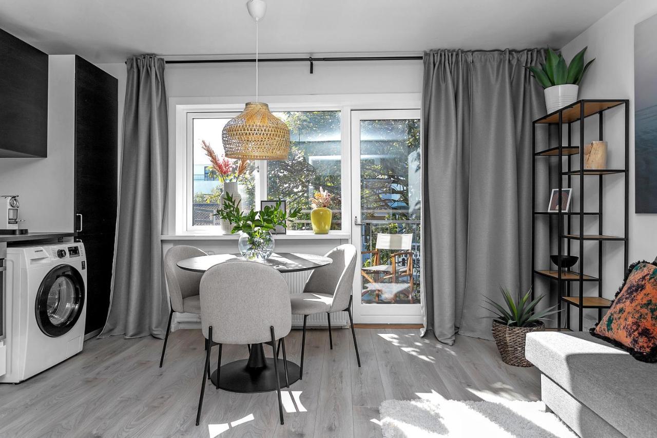 Lokastigur Charming And Inviting Apartment Reikiavik Exterior foto