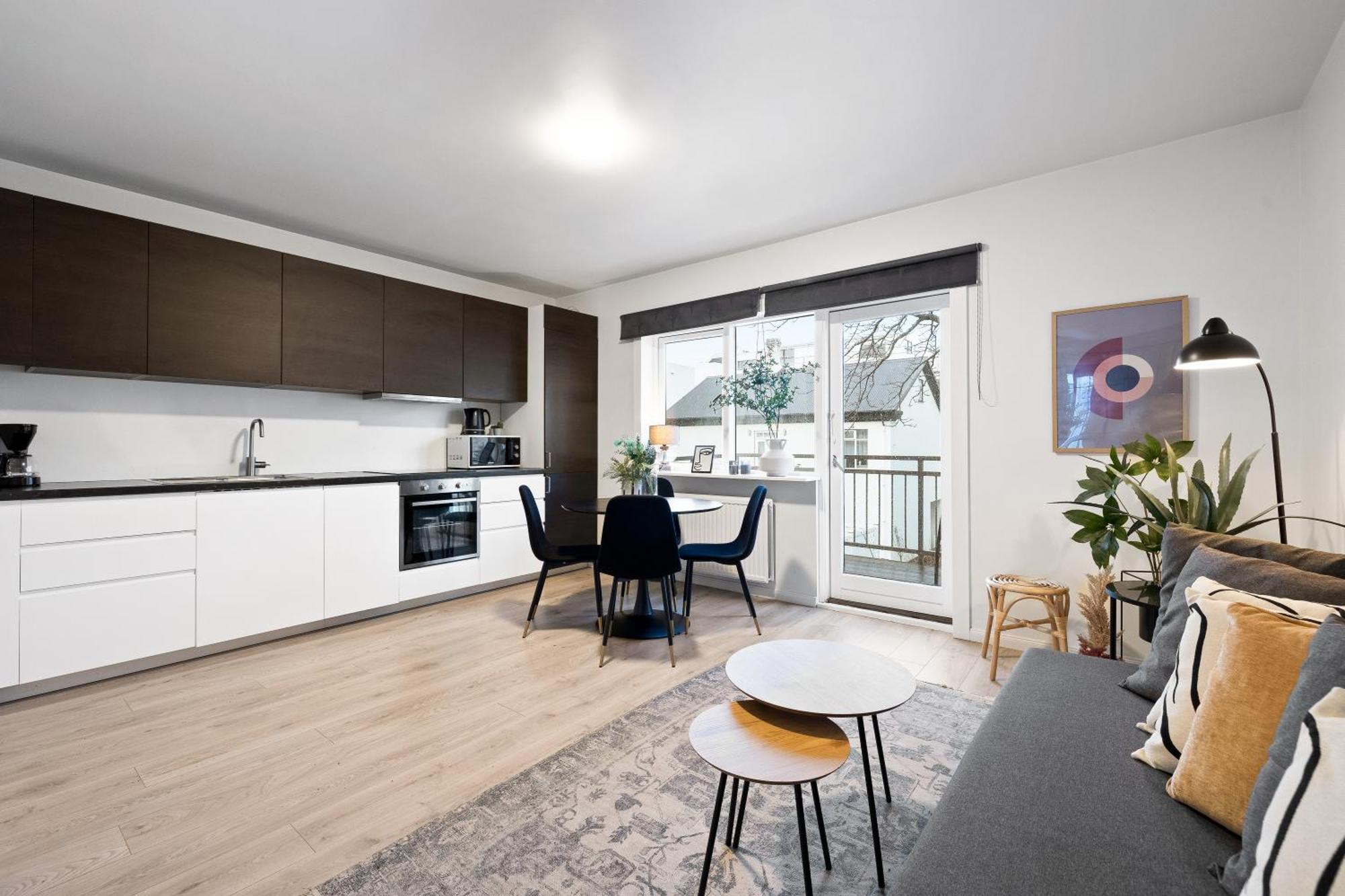 Lokastigur Charming And Inviting Apartment Reikiavik Exterior foto