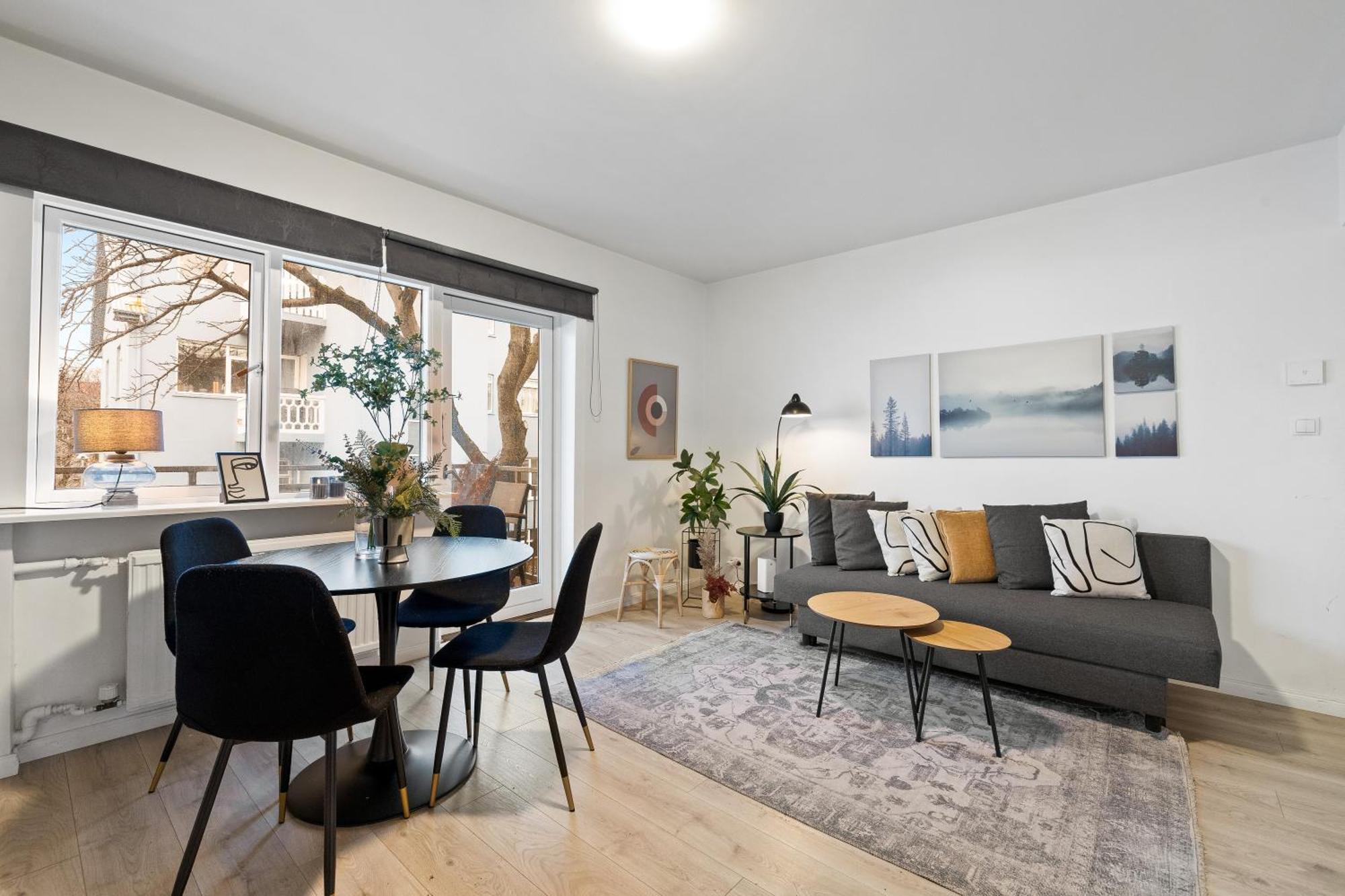 Lokastigur Charming And Inviting Apartment Reikiavik Exterior foto